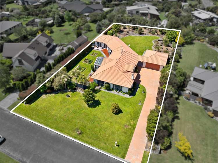 6 Daffodil Grove Carterton_22