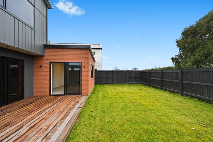 5 Earp Crescent Chartwell_16