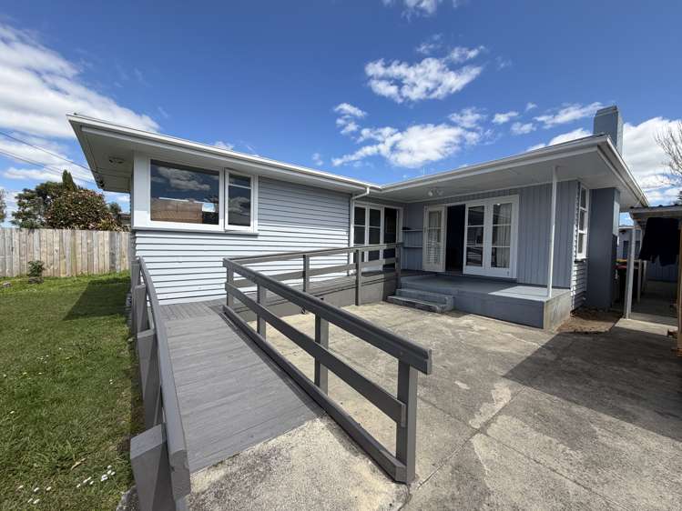 11 Masefield Drive Enderley_17