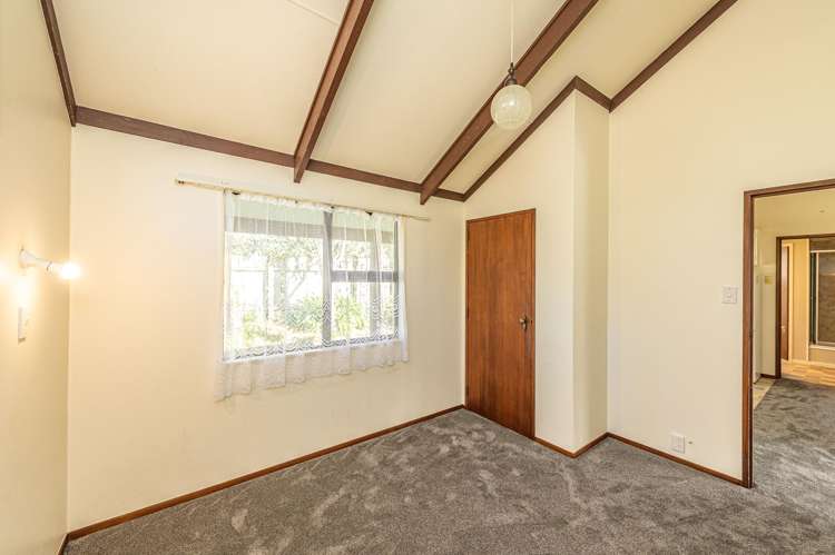 7 Milne Street Hunterville_12