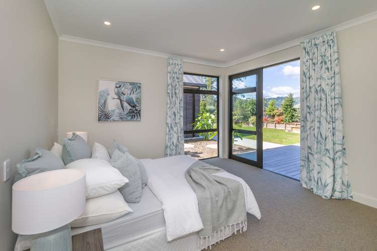 22 Phoenix Palms Grove Levin_13