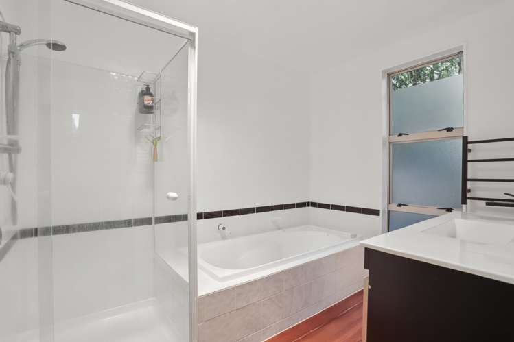 72 Wood Bay Road Titirangi_16