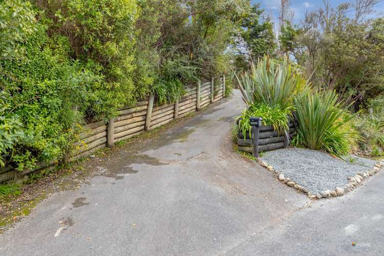 76 Wyndham Road Pinehaven_20