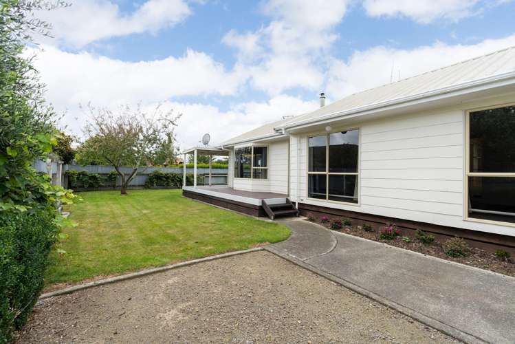 3 Kirkcaldie Grove Levin_16