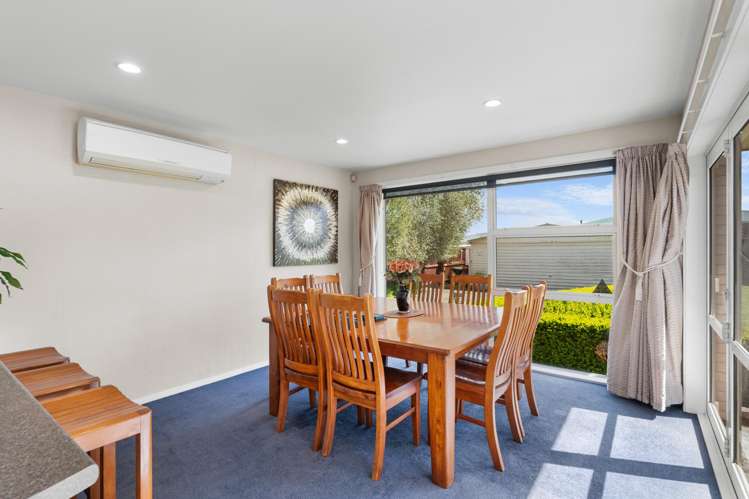 35 Charles Upham Avenue Hillmorton_5
