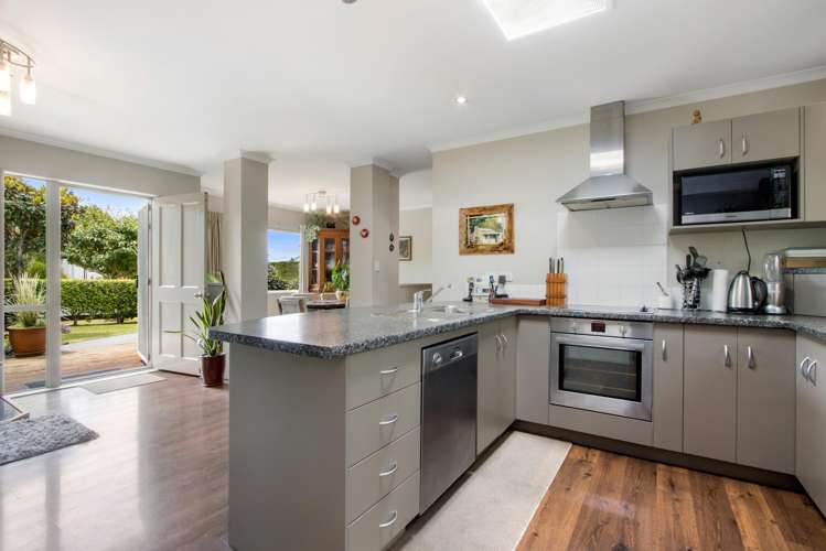 17 Kent Crescent Waihi_3