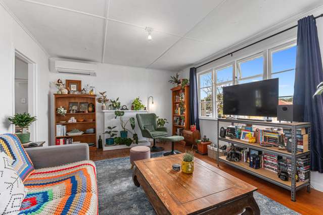 5 Pukemiro Road Kamo_1