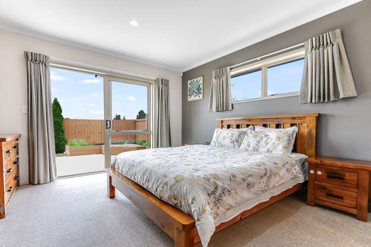 21 Wiltshire Drive Huntington_12