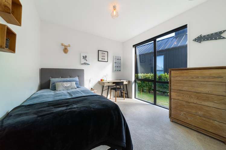 27 Mckellar Drive Jacks Point_11