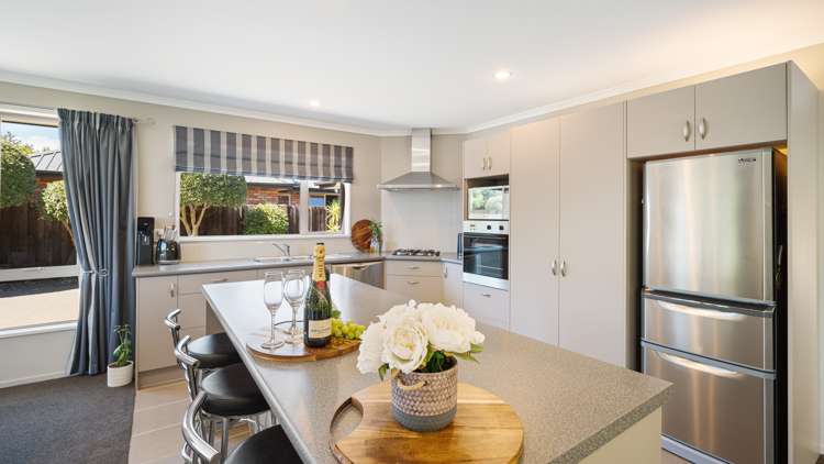 8 Hoihere Place Parklands_6