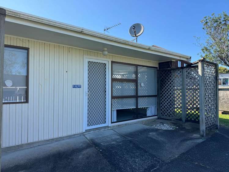 12/14 New Windsor Road_0