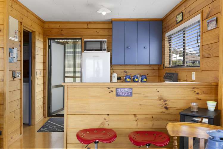 8 Koromiko Place Omori_14