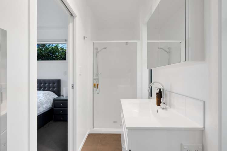 77 Brooklands Road Brooklands_14