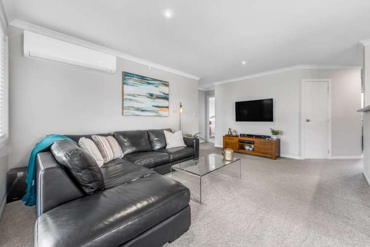 11 Columbia Crescent Beachlands_24