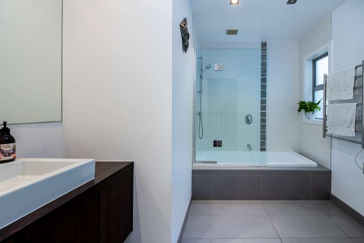 18 Beulah Avenue Rothesay Bay_24