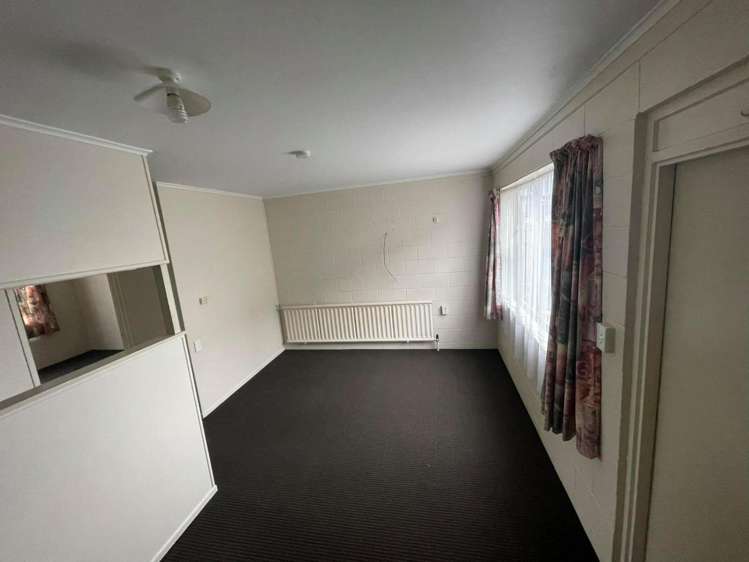 4/10 Eason Street Victoria_1