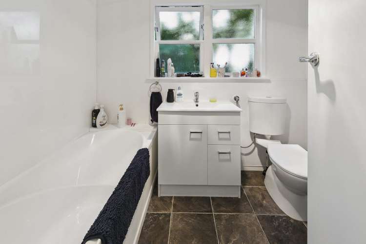 8 Cross Street Karori_7