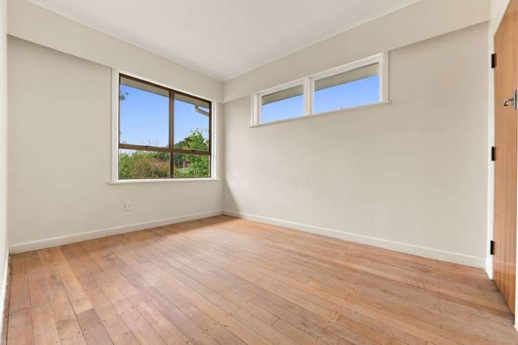 4 Dell Way Highland Park_9