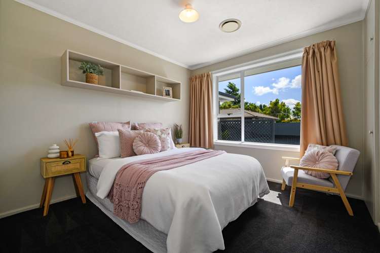 66 Neill Street Hornby_17