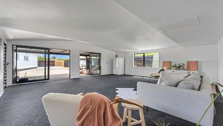 19 Ben Lora Place Mangere East_4