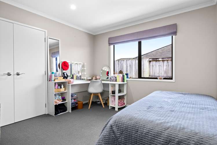 115 Saint James Drive Huntington_16