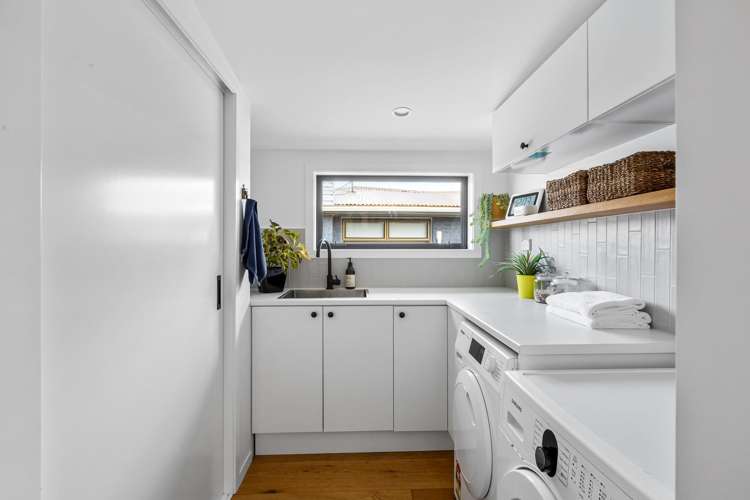 10 Hillcrest Road Orewa_25