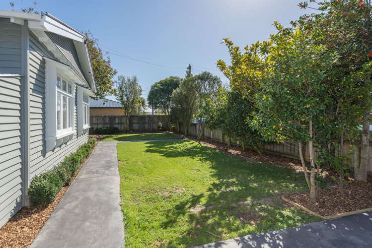 66 Barton Street Woolston_13