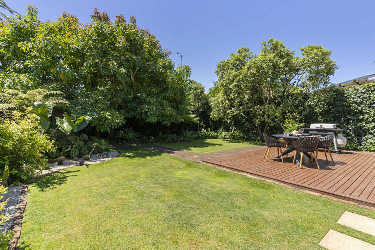 7 Kapai Road Devonport_21