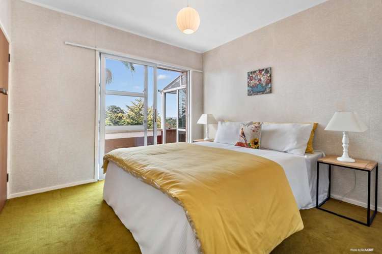 1 Lilburn Crescent Massey_10