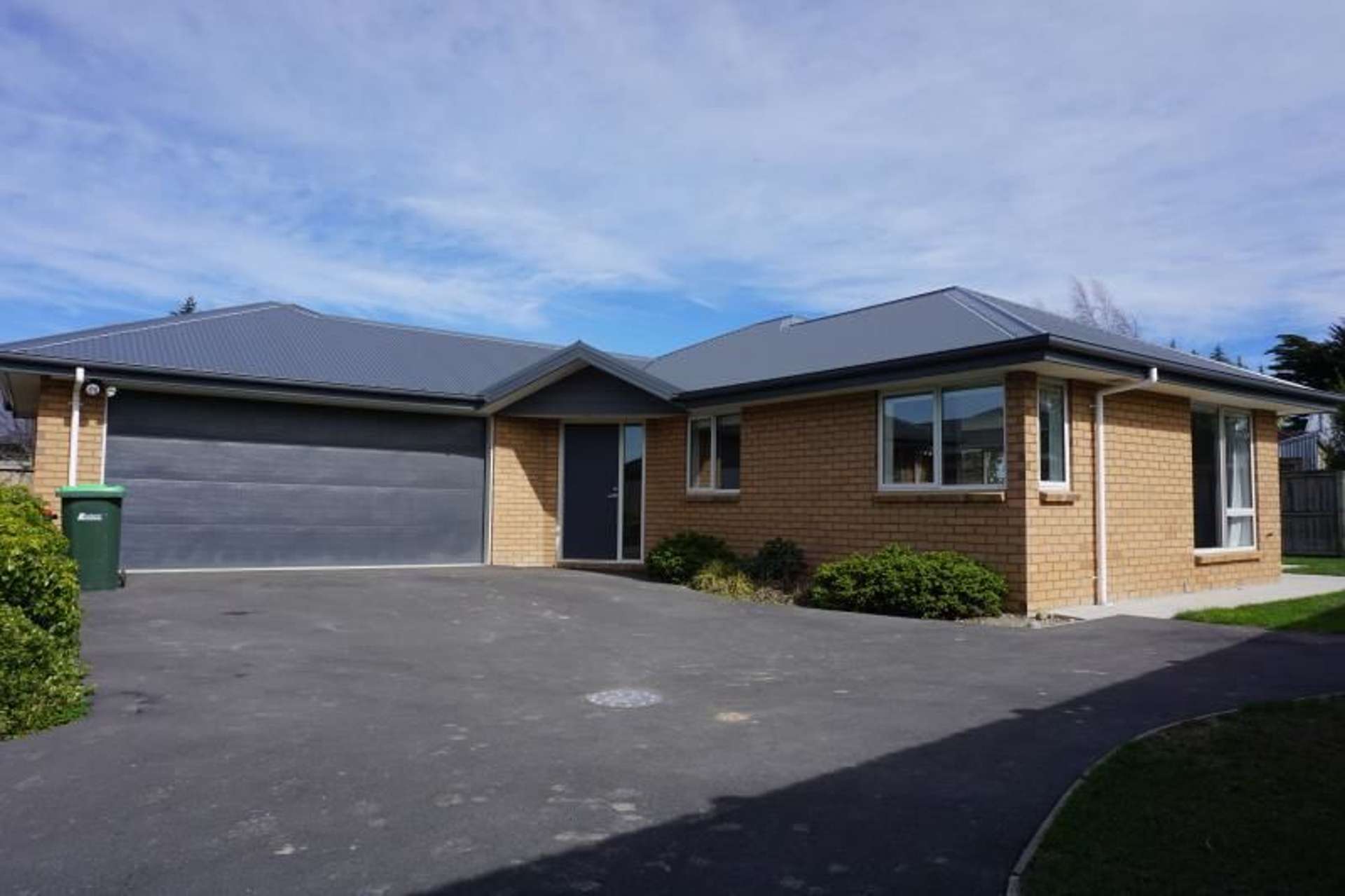 4 Stanwood Grove Darfield_0