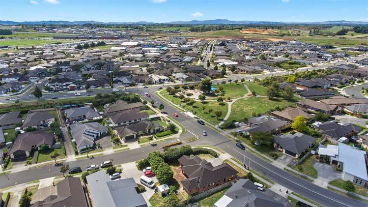 67 Moonlight Drive Rototuna North_1