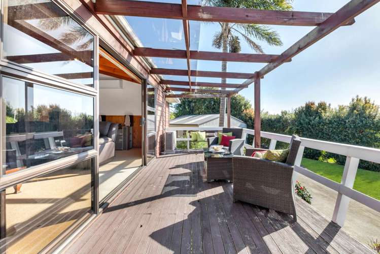 5 Lomeer Way Beachlands_2