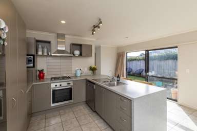 1A Stella Court_4