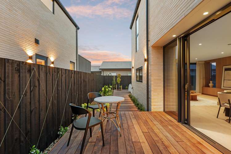 1/13 Lees Road Strowan_20