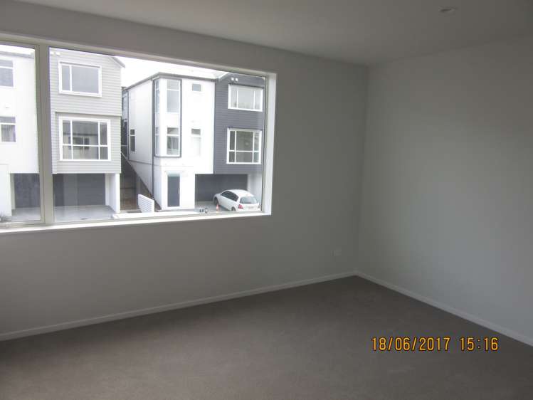 17 Watermill Lane Silverdale_6