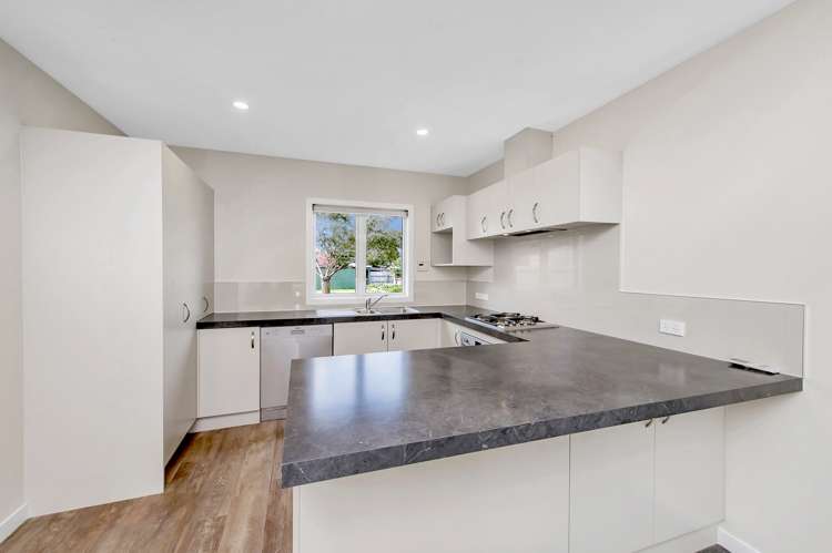 7 Russell Street Darfield_6