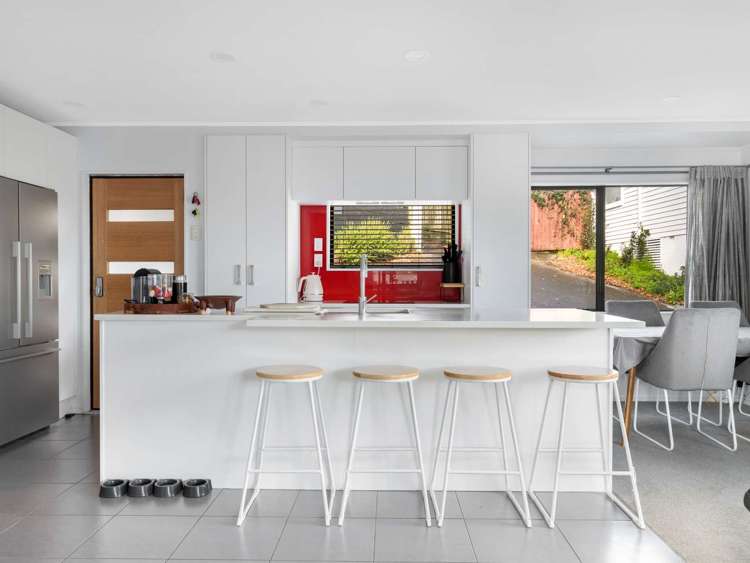 2/58 James Street_4