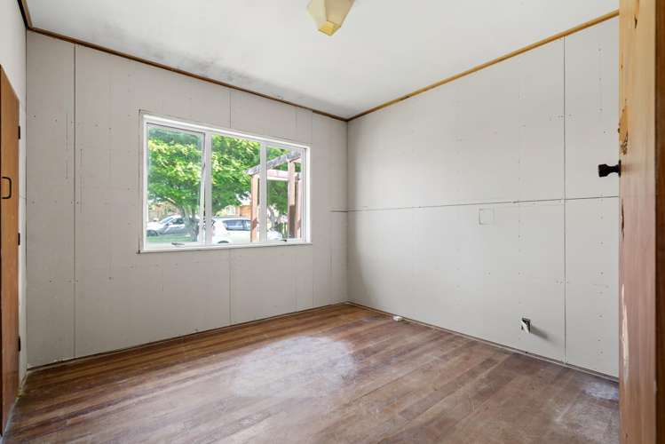 15 & 15A Freyberg Crescent Pukekohe_8