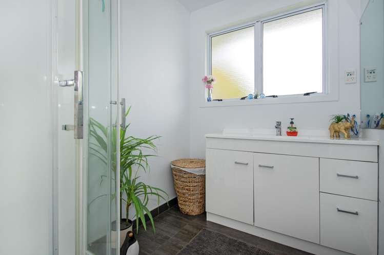 71 Crawford Crescent Te Kamo_7