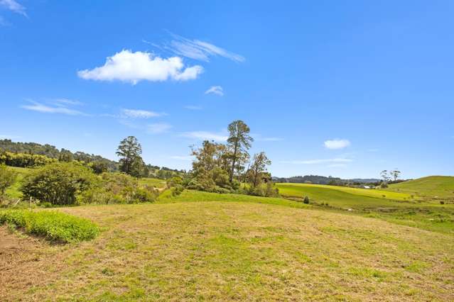 2 Camp Road Whitianga_4