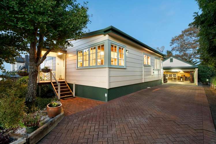 63 Sale Street Cockle Bay_18
