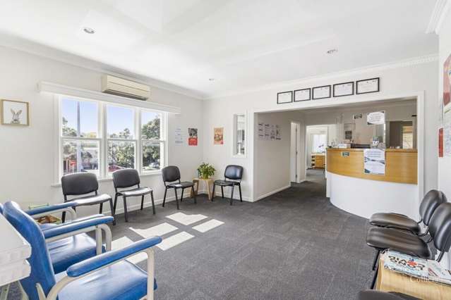 535 Mount Albert Road Three Kings_1