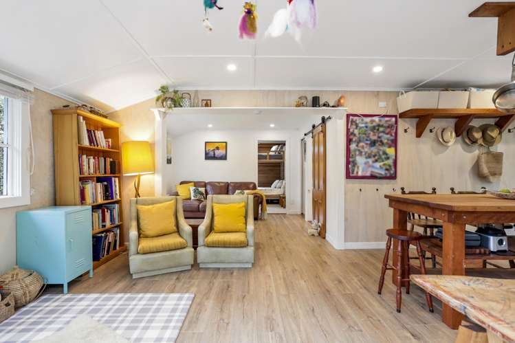 619 Huia Road Parau_6