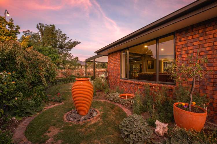 1 Lusty Place Stoke_14