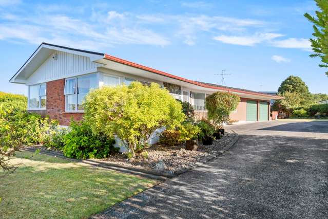 Family Gem on 928m2 (mol) in a Prime Location