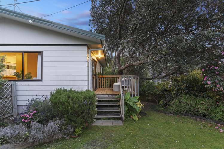 724 Beach Road Browns Bay_11