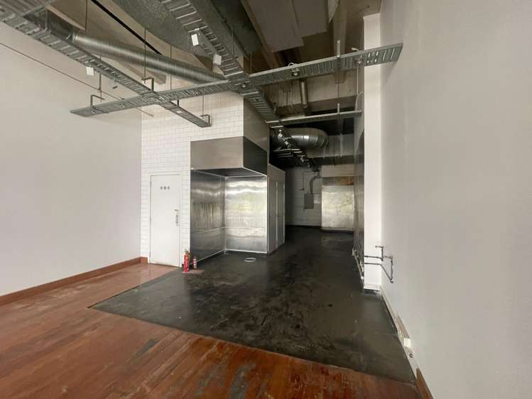 Shop 4/12 Jellicoe Street Auckland Cbd_5
