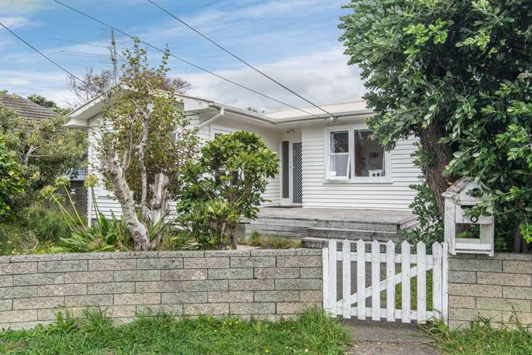 8 Whanganui Street Miramar_0