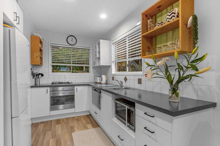 211 Whitehills Road Waitoki_18