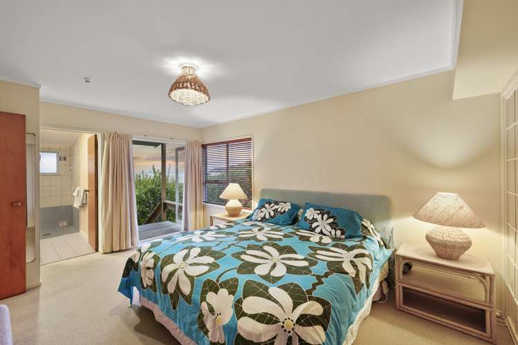 8a Wairahi Road Langs Beach_11